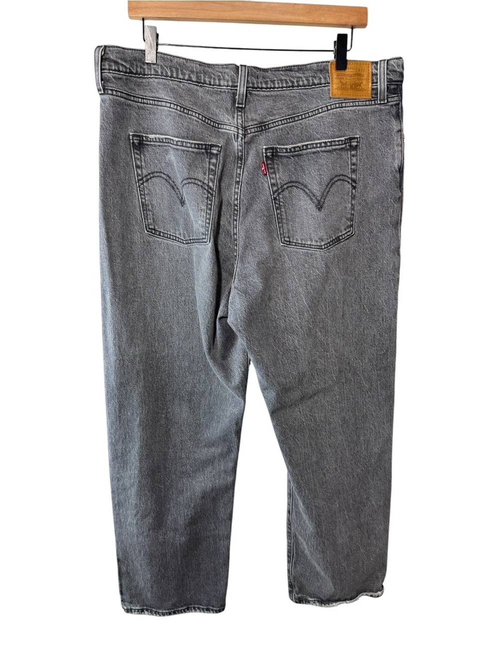 Levi’s Ribcage Straight Ankle Jeans Button Fly Size 34/18 Well Worn Black - Picture 14 of 16